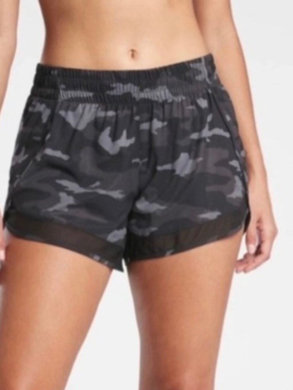 Athleta Printed Mesh Racer Run Shorts in a black and charcoal camo print Size Sm